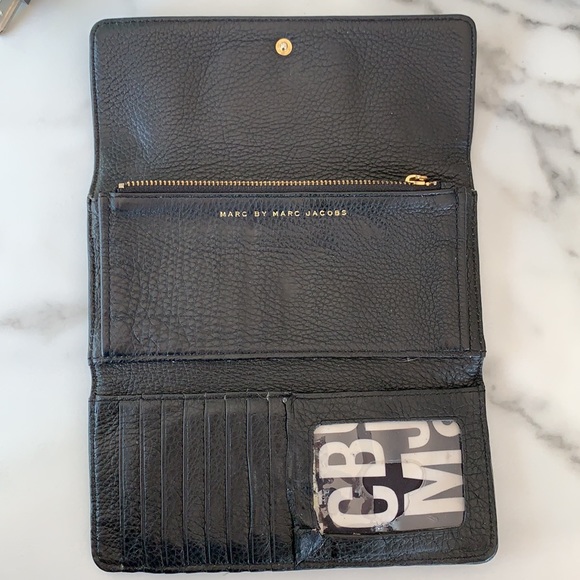 Marc by Marc Jacobs Wallet - Picture 3 of 6